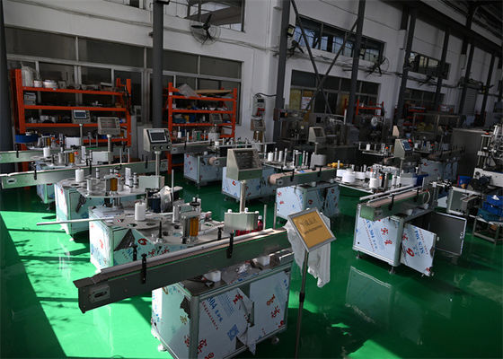 약품 라벨링 머신 (Pharma Labelling Machine) 둥근 병, PLC로 수직 자착 라벨링