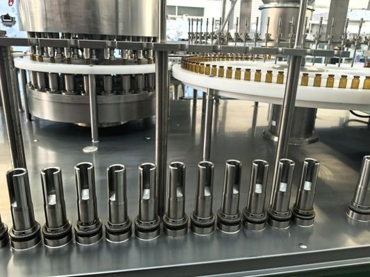 화장품 액체 충전 기계 30-500ml 자동 정밀 충전 세럼 및 로션, GMP 준수